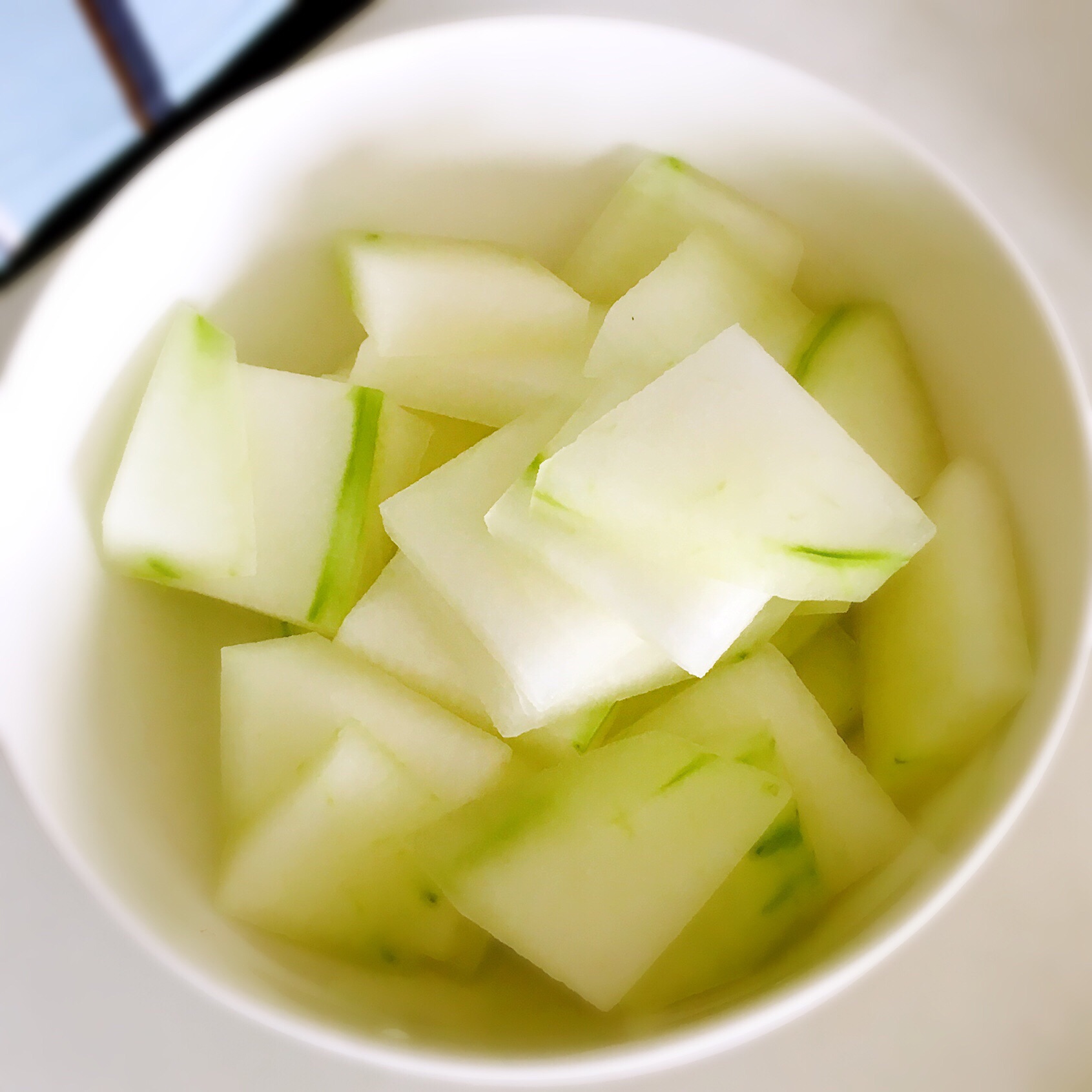 冬瓜切片,备用