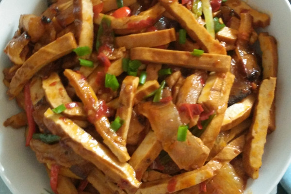 酱腊肉烧豆腐干