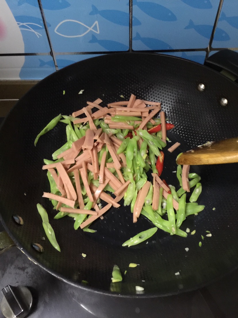 豆角炒火腿