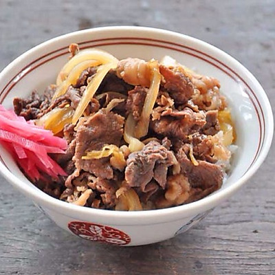 牛丼(日式牛肉饭)