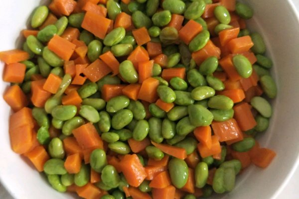 胡萝卜炒豆米的做法_【图解】胡萝卜炒豆米怎么做如何做好吃_胡萝卜炒豆米家常做法大全_多啦a梦2013820_豆果美食