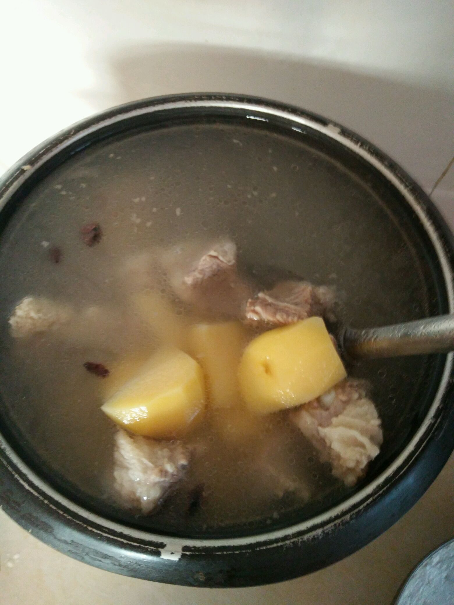 土豆排骨汤