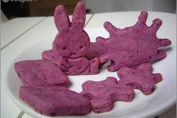 漂亮的紫薯饼干