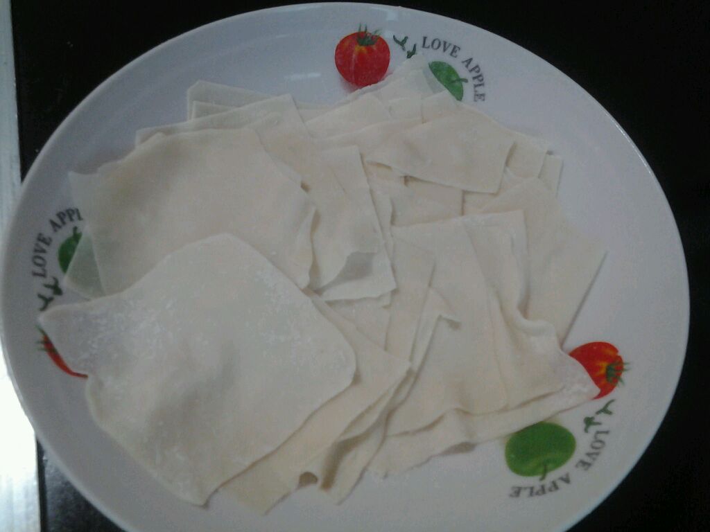 馄饨皮的做法_【图解】馄饨皮怎么做如何做好吃_馄饨