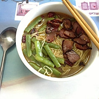 腊肉豆角闷面