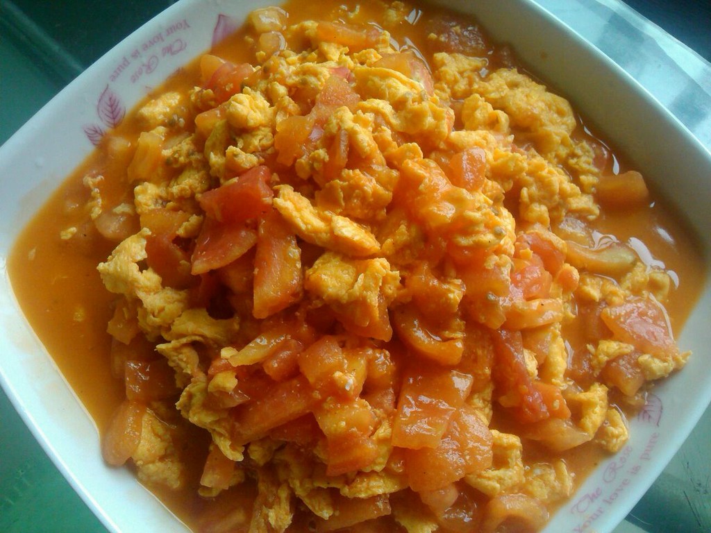经典中的传统，馋辣侠的美食制作记：万家风味的西红柿炒鸡蛋 - 知乎