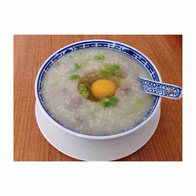 窝蛋牛肉粥