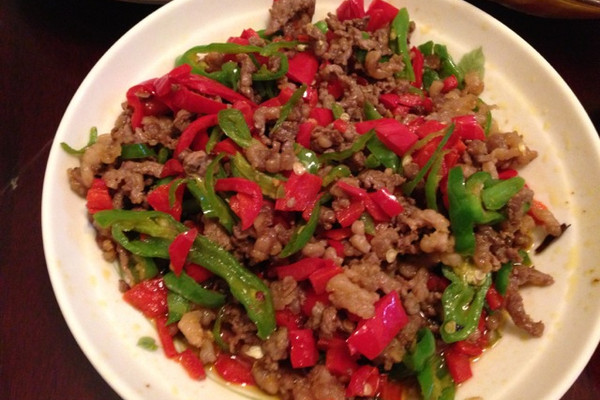 青椒炒牛肉