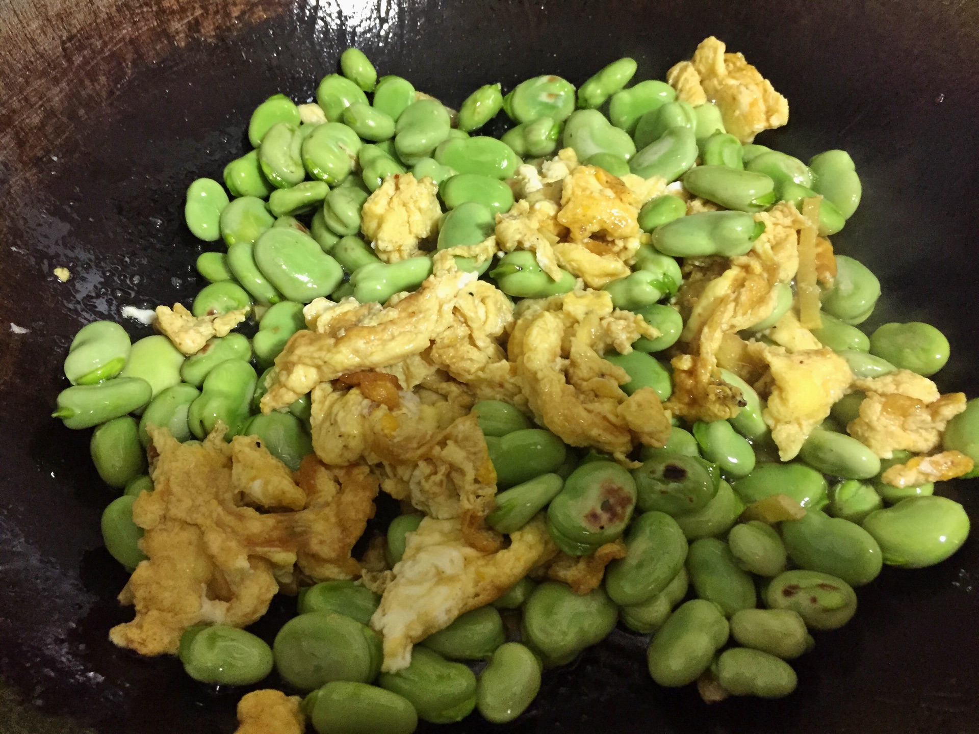 蚕豆炒鸡蛋