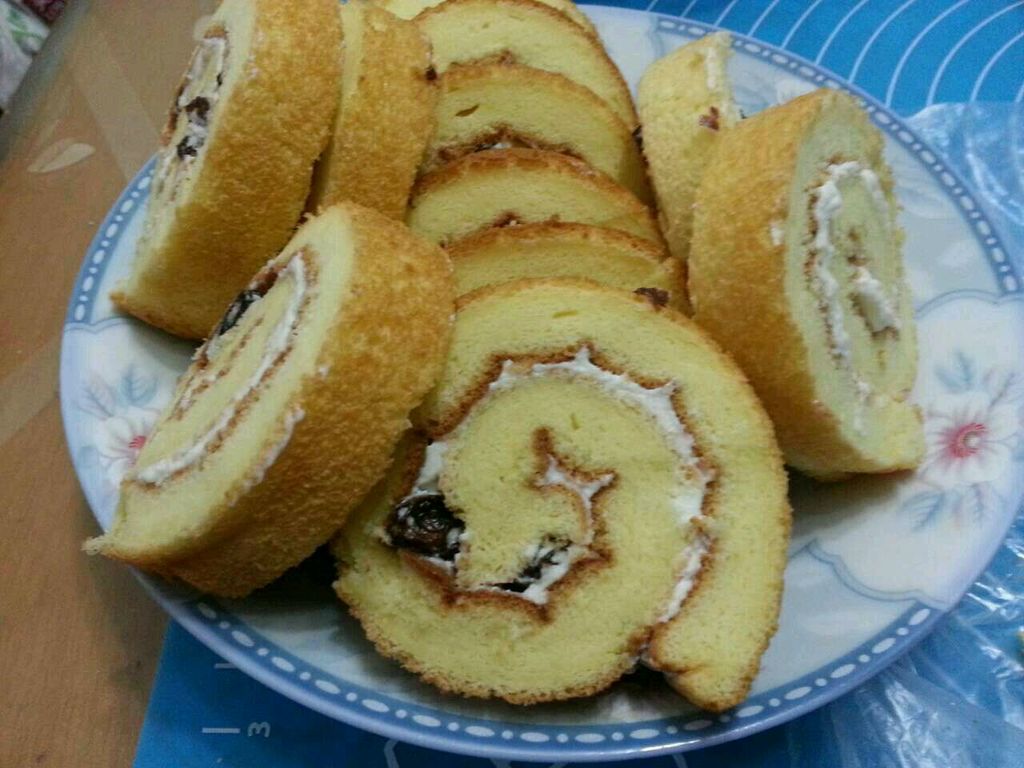 葡萄干蛋糕卷