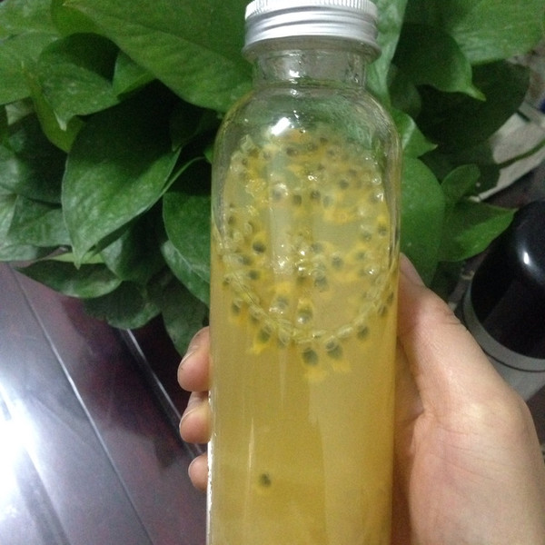 蜂蜜柚子百香果茶