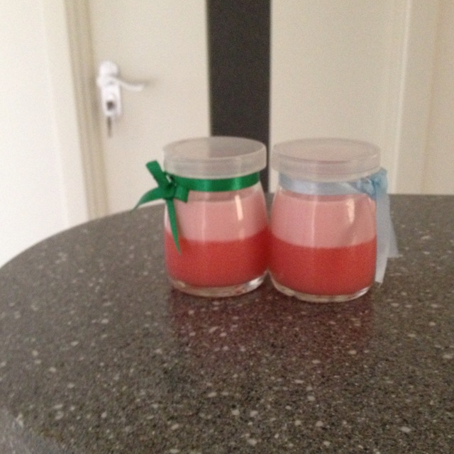 草莓双色布丁的做法_【图解】草莓双色布丁怎