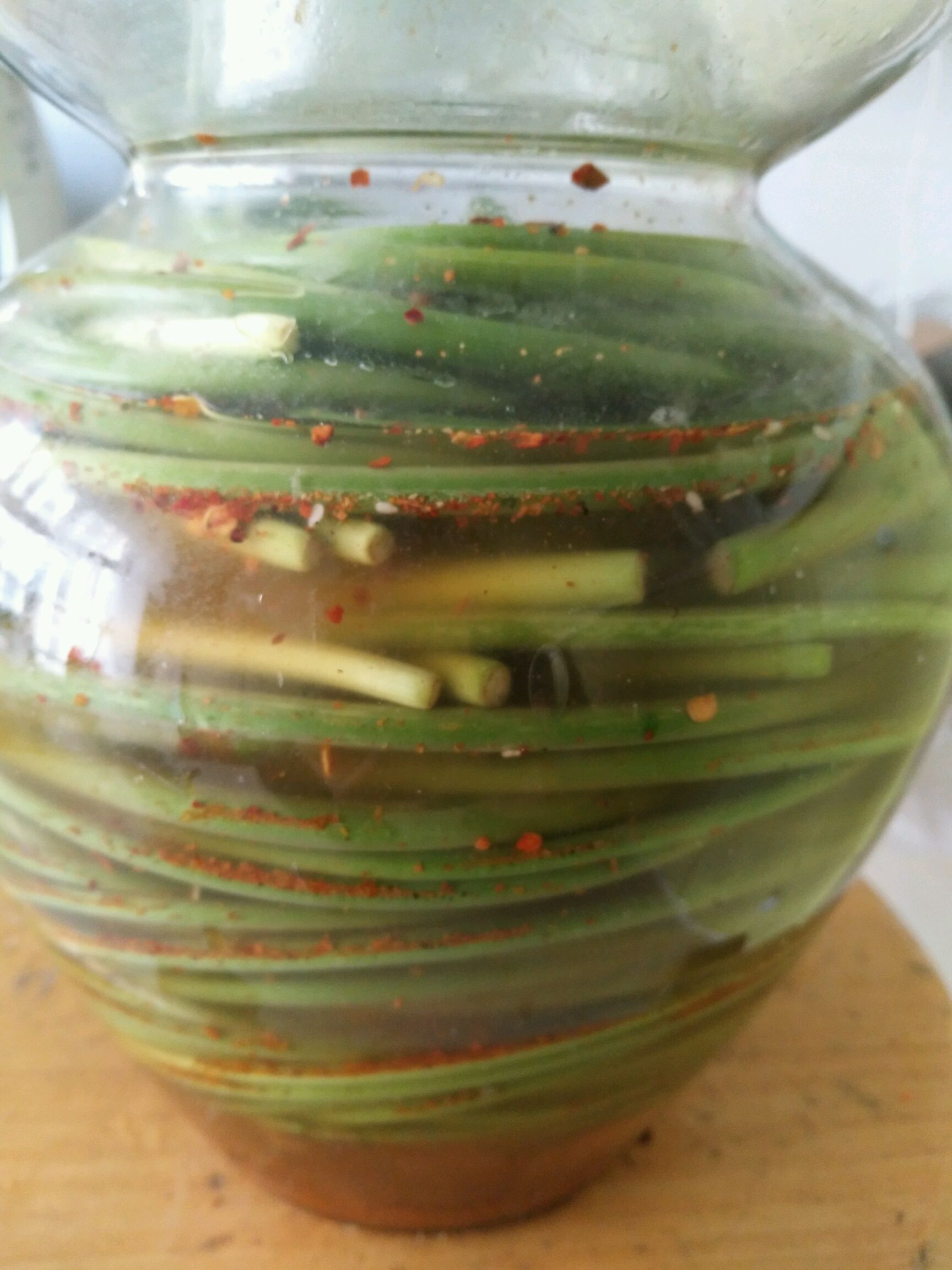 腌蒜薹