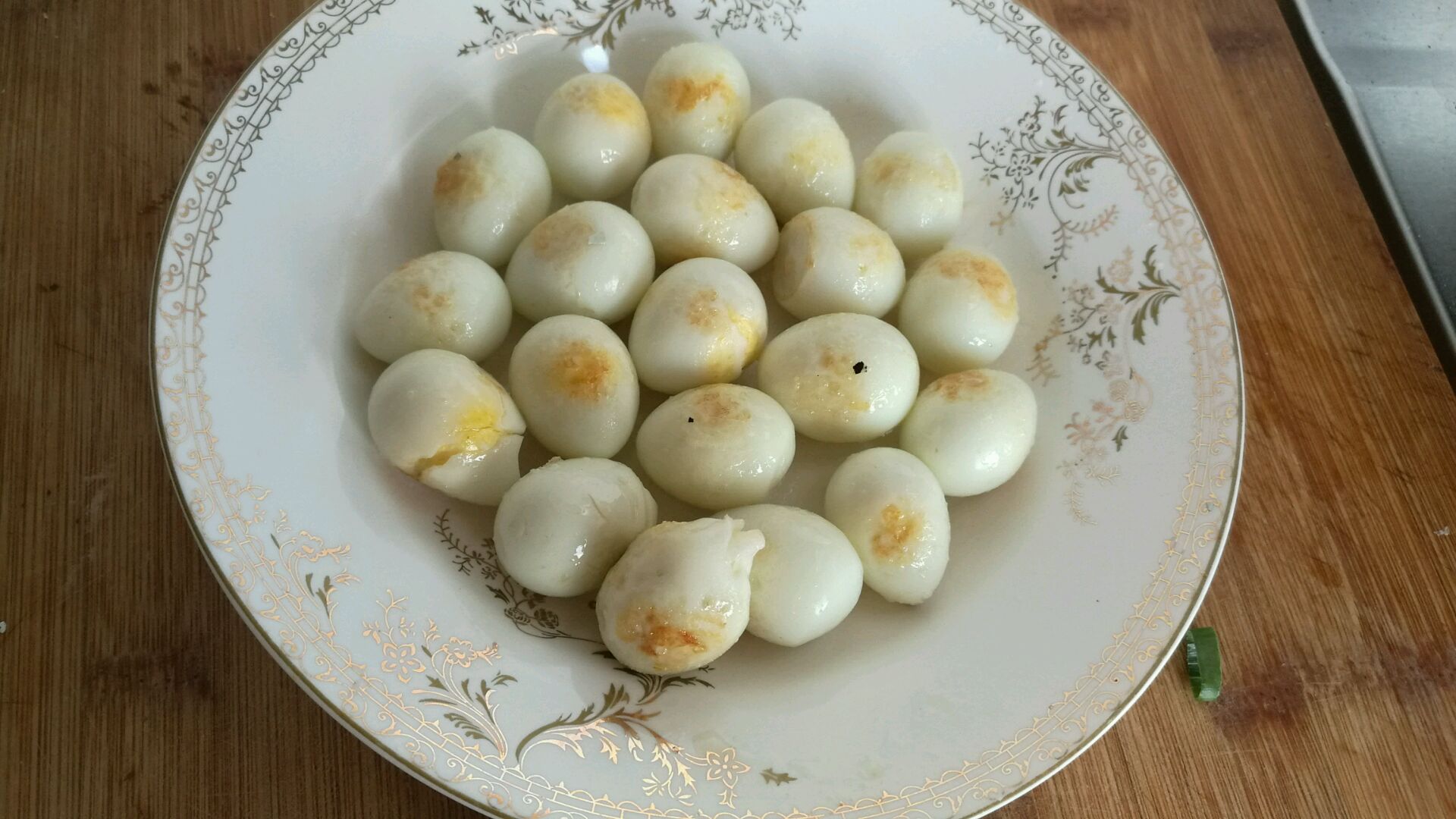 西红柿炒鹌鹑蛋