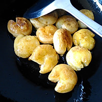 橄欖油香煎小土豆的做法圖解7