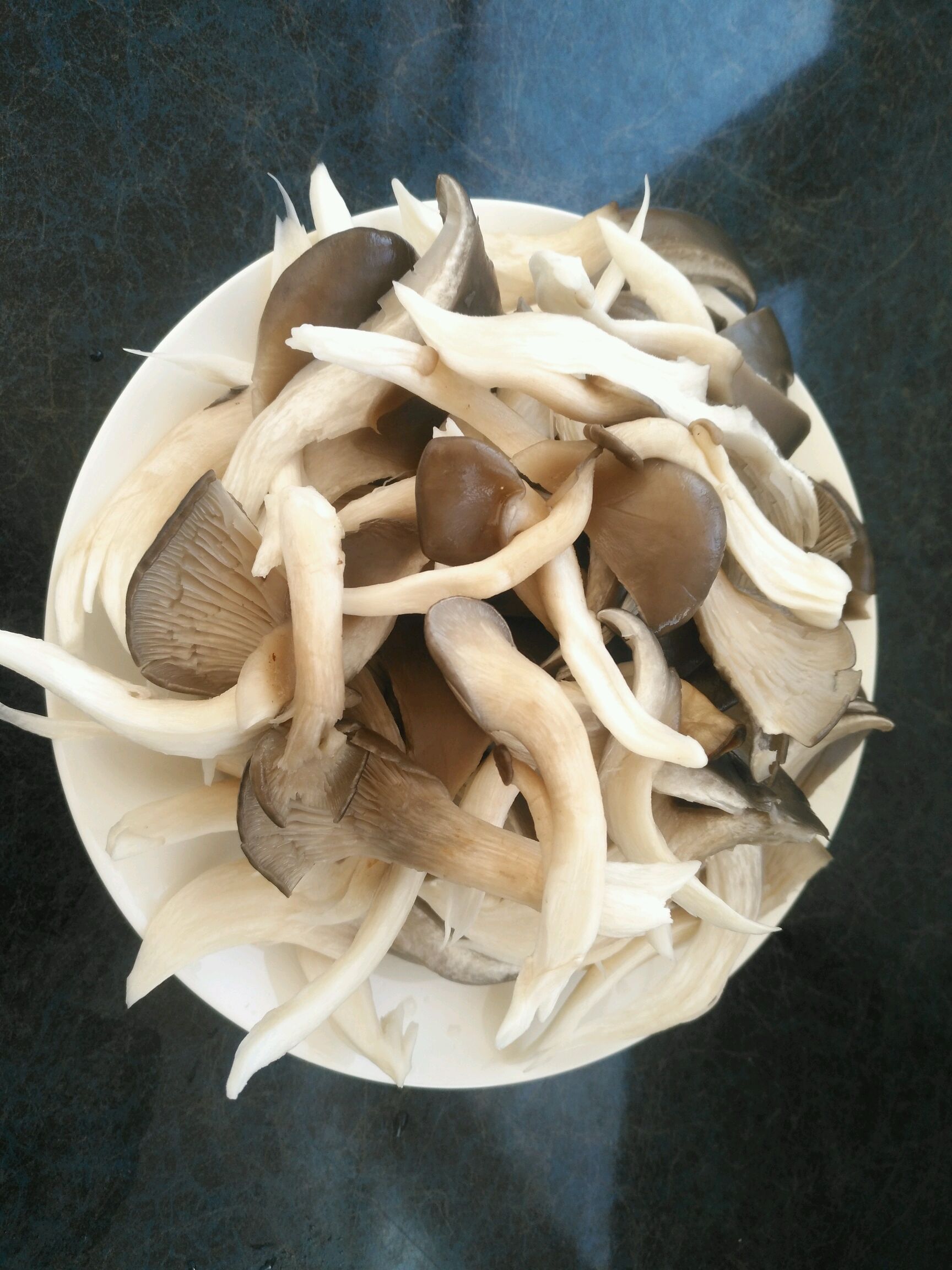 椒盐蘑菇的做法_【图解】椒盐蘑菇怎么做如何做好吃_椒盐蘑菇家常做法大全_跟你一起吃饭_豆果美食