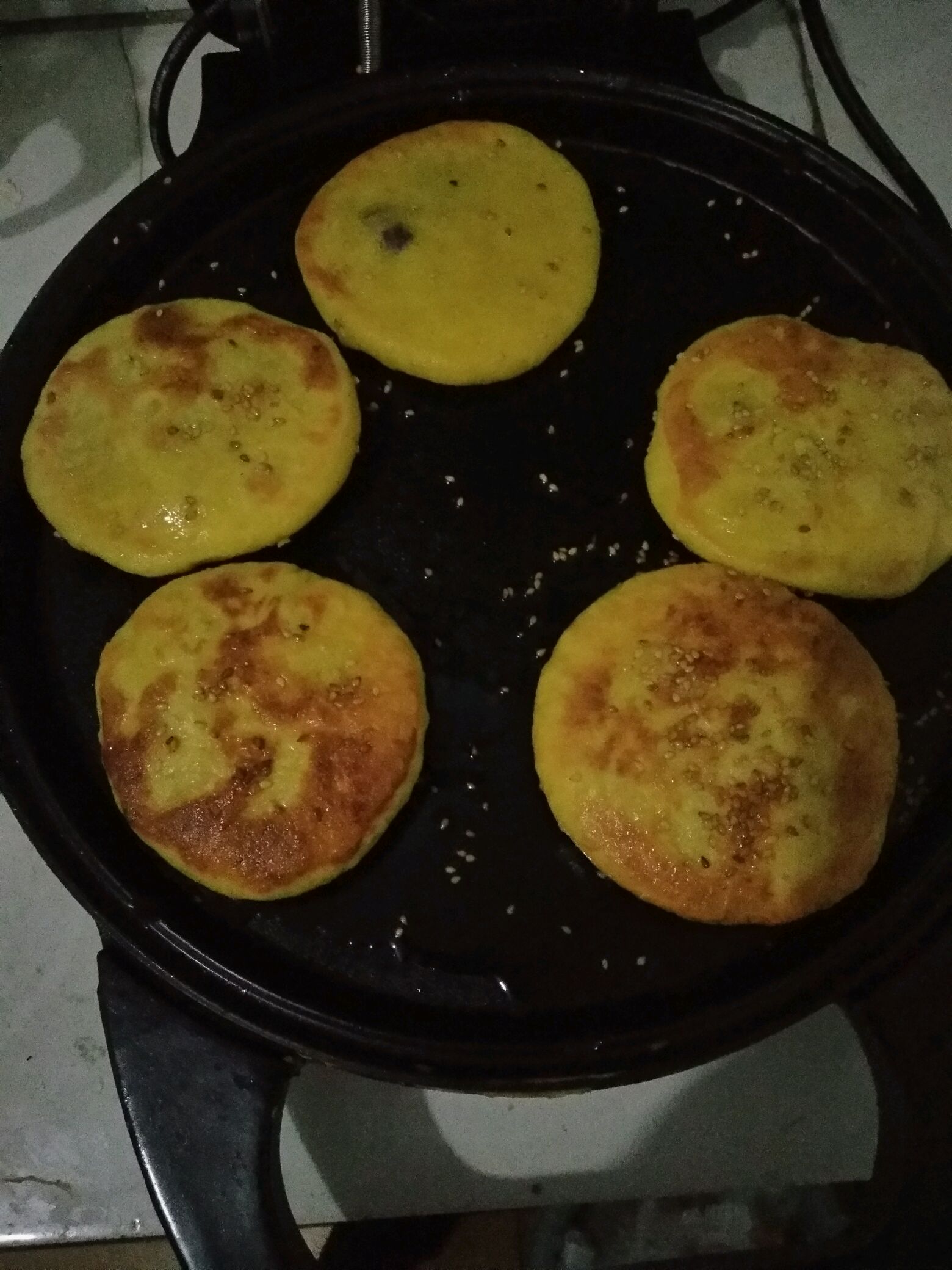 南瓜紫薯芝麻饼