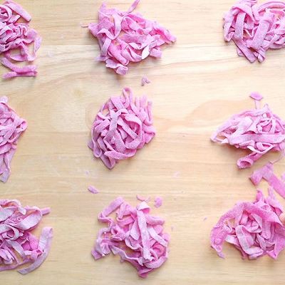 【Linly美食屋】宝宝辅食火龙果面条