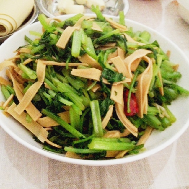 【素食主义】芹菜炒千张