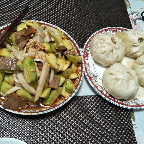 李晓绵的豆角包子+黄瓜碗托拌牛肉做法的学习