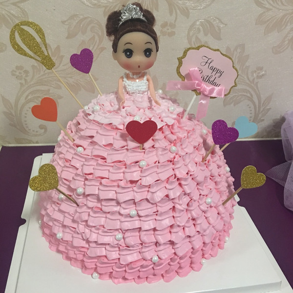 芭比娃娃渐变生日蛋糕