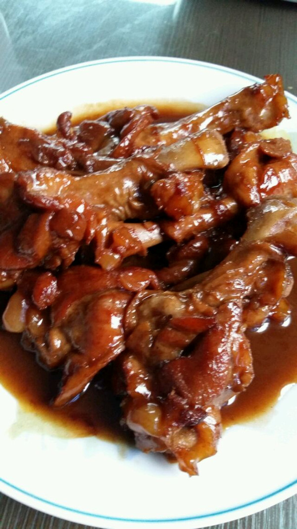 红烧鸭翅根