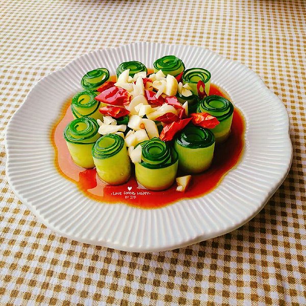 卫华plva的夏日开胃凉菜-响油黄瓜 简单易做快