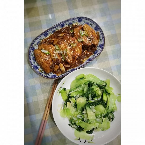 山屿的蜜汁鸡翅+清炒油菜做法的学习成果照