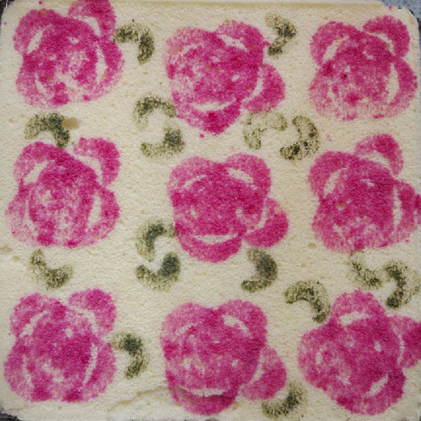 绿色的风8的再来一个红心火龙果做的卷卷,颜色