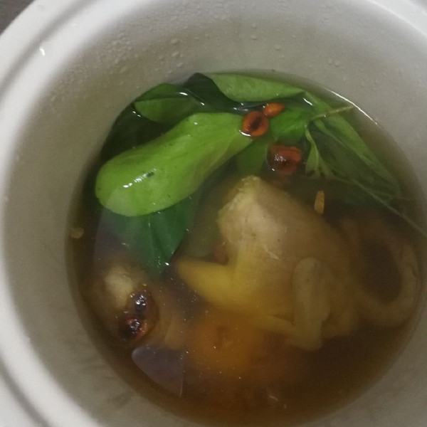 龙脷叶鹧鸪汤