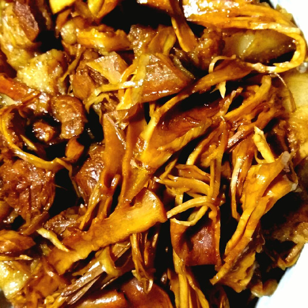 水笋烧肉