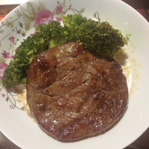 StellaXu923的自制黑椒牛排做法的学习成果照