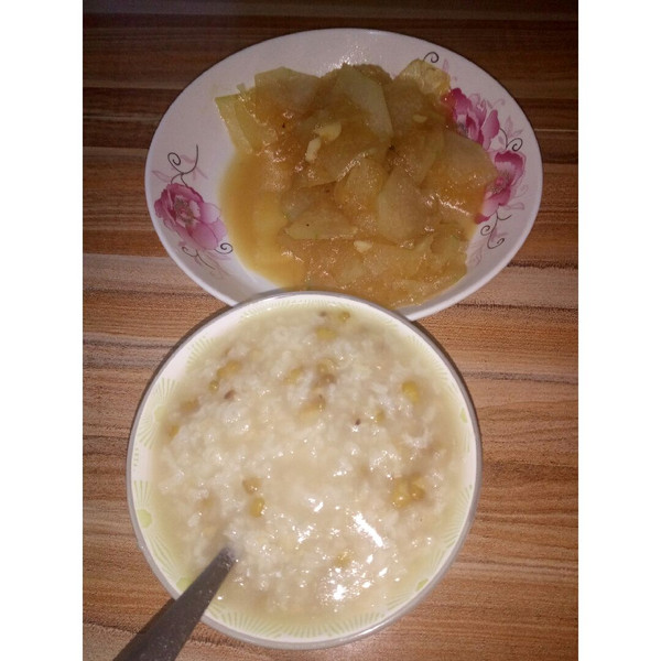 吃货的世界不能吃的绿豆粥+炒冬瓜做法的学习