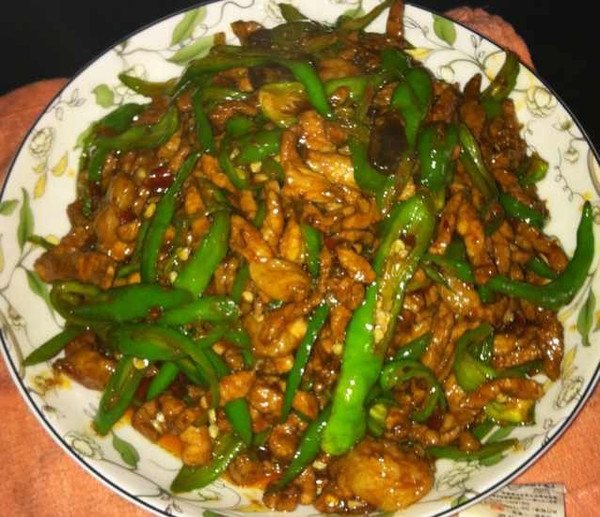 家常辣椒炒肉的做法