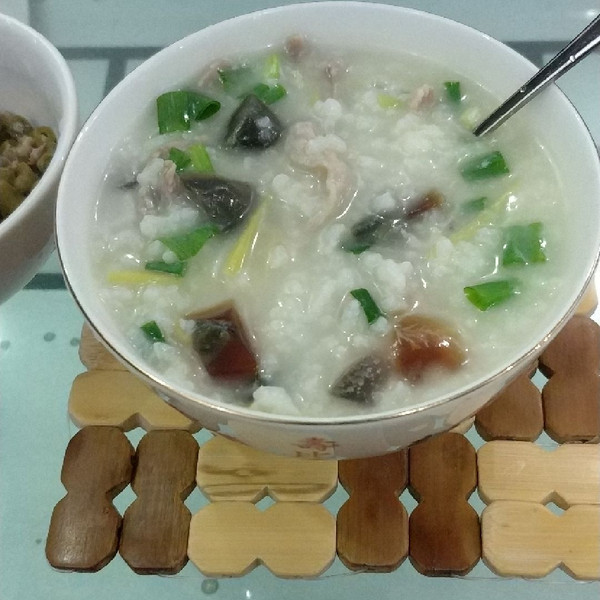 皮蛋瘦肉粥