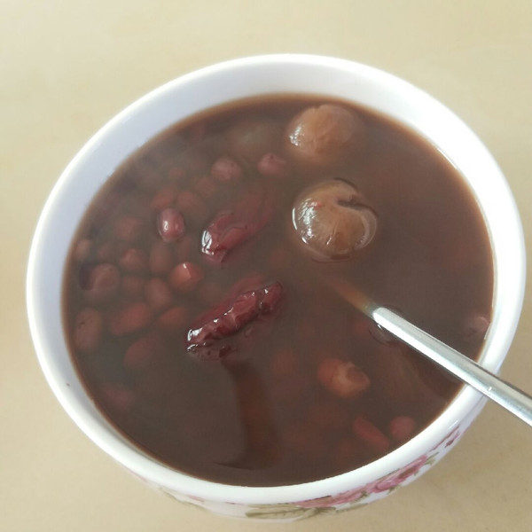 SuPErNicoLe_的桂圆大枣红豆汤做法的学习成