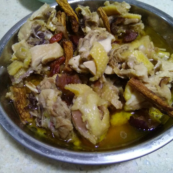 药材蒸鸡的做法