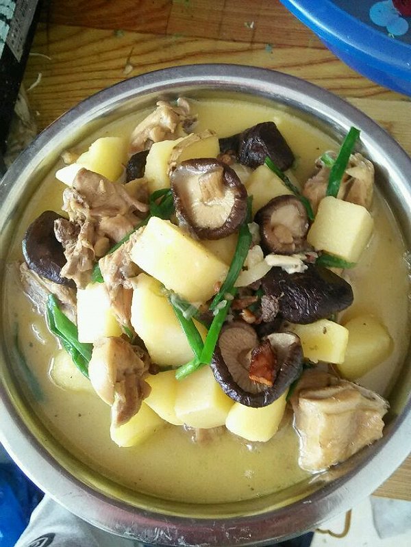家常小鸡炖蘑菇的做法