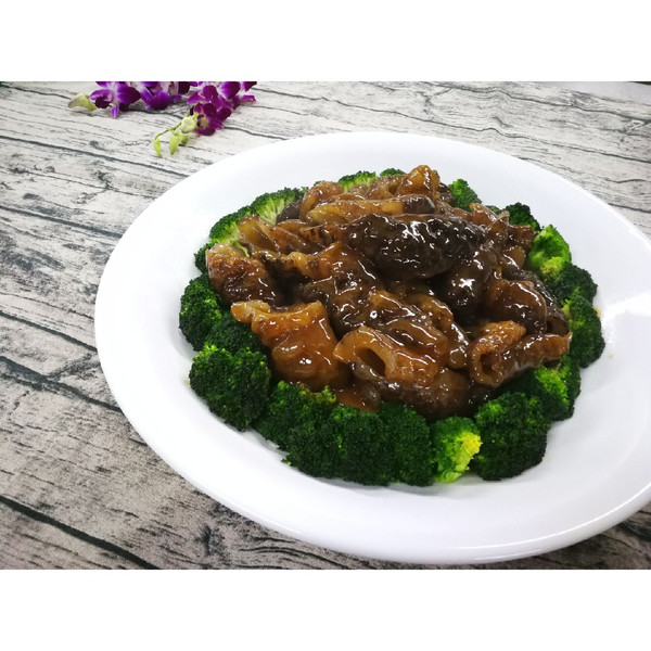 鲍汁扣海参的做法