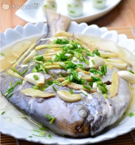 清蒸鲳鱼
